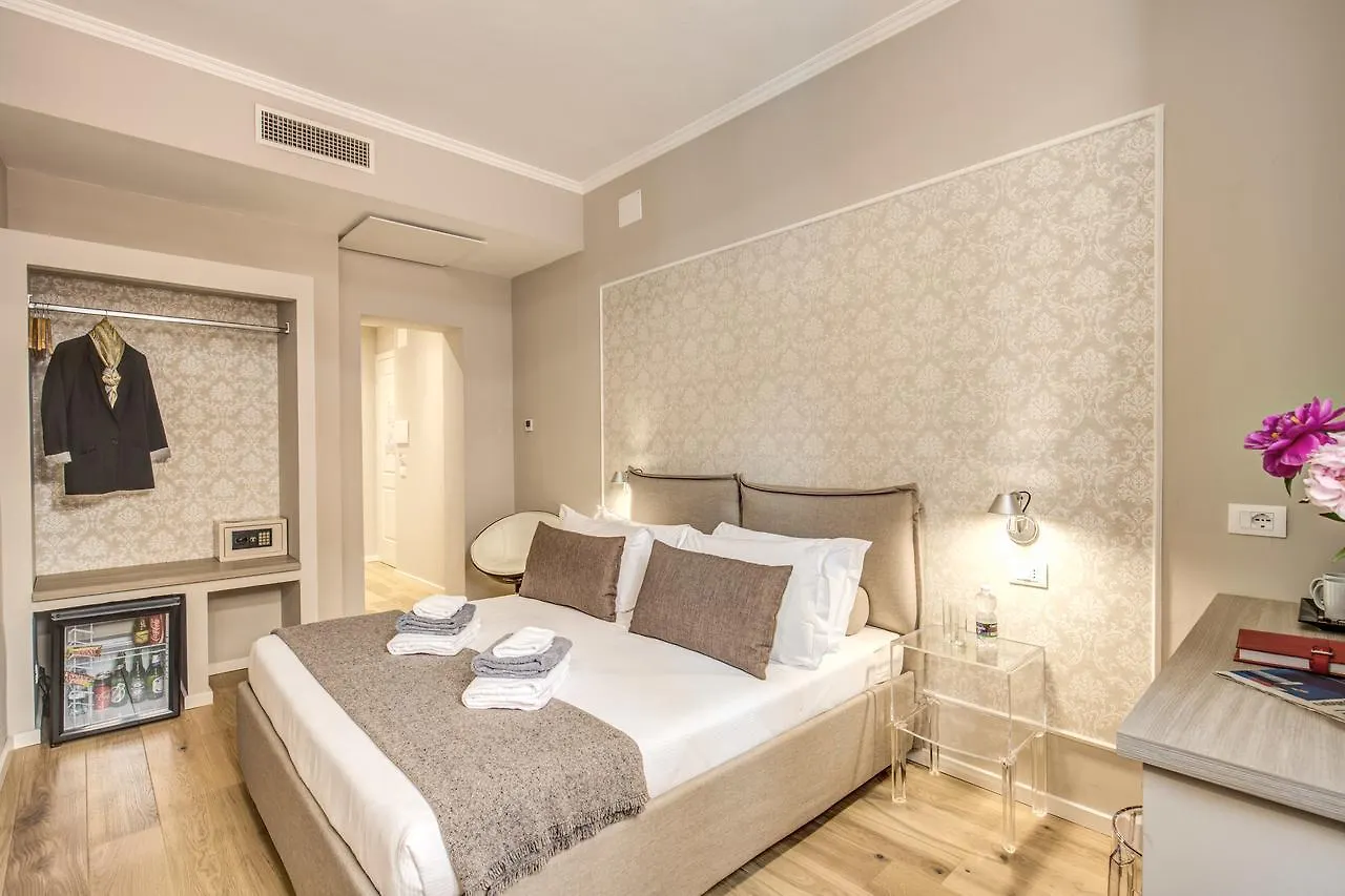 The Spanish Suite Via Di Ripetta Rome Bed & Breakfast